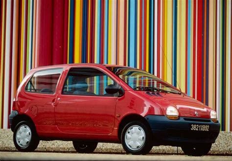 Renault Twingo cumple 30 años tan joven y versátil como siempre