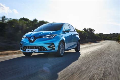 RENAULT ZOE VERKÄUFE STEIGEN UM 80 PROZENT 911 ZULASSUNGEN IM ERSTEN