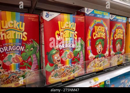 Breakfast cereal aisle at Target in New York City, USA 2023 Stock Photo ...