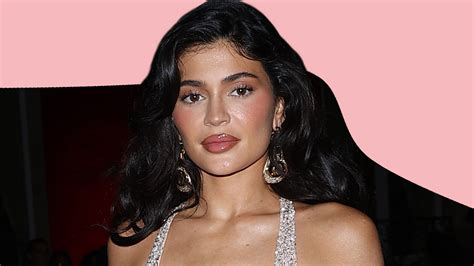 Kylie Jenner Admits She Obviously Didnt Mean To Get Pregnant At 19