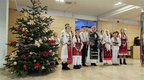 Cj Olt A Deschis Sezonul Colind Torilor La Sediul Institu Iei Foto