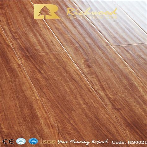 V Groove Water Resistant 12 3mm Ac3 Hdf Laminate Floor China Laminate Flooring And Laminated