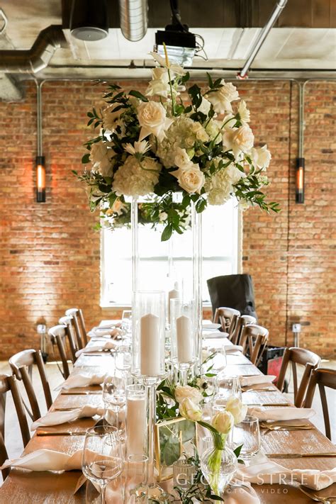 Blog | Winter's Grace: All-White Floral Arrangements Ideas To Brighten Your Winter Wedding