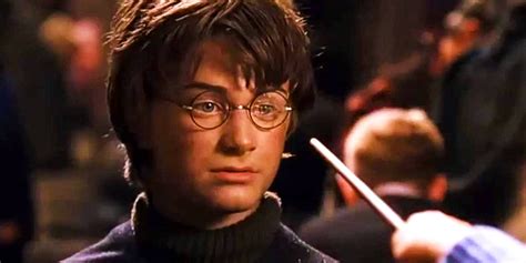 The Ridiculous Amount Of Glasses Harry Potter Went Through In All The ...