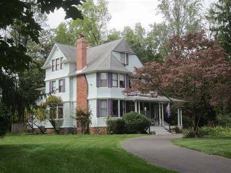 Residents of north olmsted debate the new shopping mall 18