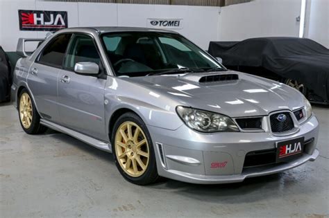 2005 Subaru Impreza WRX Sti Hawkeye JDM DCCD Widetrack Import Grade 4