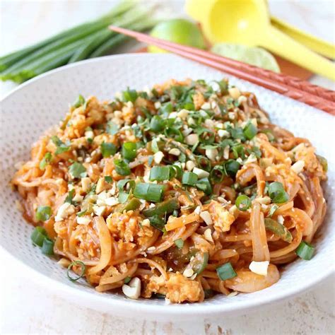 Spicy Vegetable Pad Thai Recipe