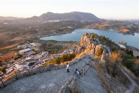 Cultura Historia Belleza Naturaleza Zahara De La Sierra Un Destino