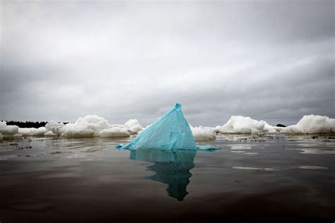 Cleaning up plastic pollution on Earth isn't impossible. A new UN report explains how | Salon.com