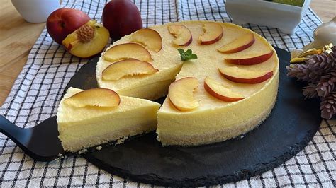 Cheesecake Cu Piersici Fara Coacere Un Desert Racoros Pentru Zilele