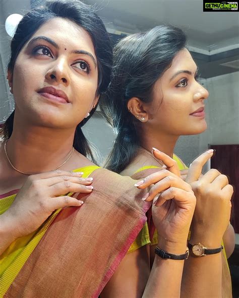 Rachitha Mahalakshmi Instagram Kannadi Munnadi 🥰😇😇😇😇