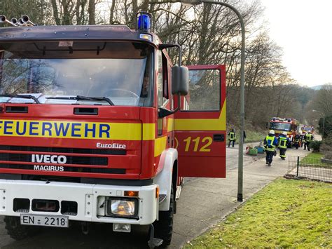 MEHRERE BRÄNDE HALTEN FEUERWEHREN AUF TRAB RuhrkanalNEWS