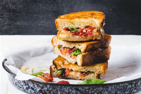 Fire Roasted Grilled Cheese With Tomato And Basil Muir Glen