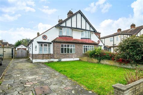 Park Avenue Orpington Kent Br6 9ee 3 Bed Semi Detached House For