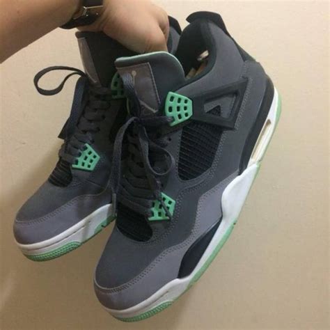 Air Jordan 4 Green Glow US10.5 | Kixify Marketplace