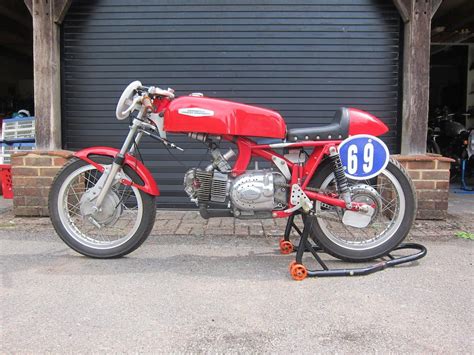 Pin On Aermacchi 350 Road Racer 1967