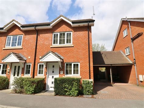 4 Bed Semi Detached House For Sale In Hindmarch Crescent Hedge End