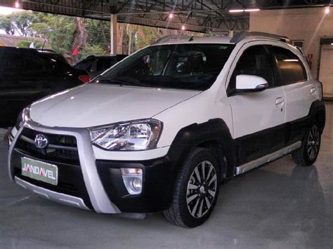 Toyota Etios Cross Branco Curitiba Em Brasil