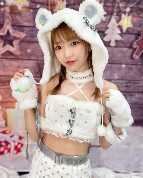 吉沢朱音さんのインスタグラム写真 吉沢朱音instagram「おはよう🧸♥︎´‐ もうすぐクリスマスらしい💭 クリスマス