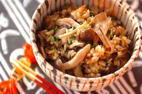 キノコ炊き込みご飯【e・レシピ】料理のプロが作る簡単レシピ20111003公開のレシピです。