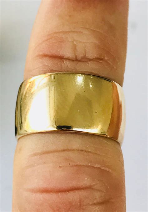 Superb Vintage 9ct Yellow Gold Ladies Wide Band Wedding Ring