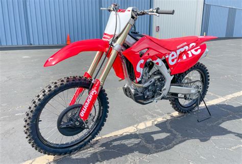 Supreme X Honda CRF 250R Dirt Bike 2019 Artsy Motorcross Bike Honda