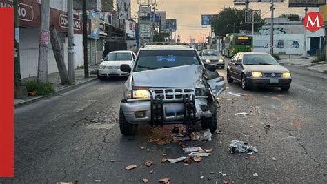 Conductor Presuntamente Ebrio Choca En Avenida Chapultepec Monterrey