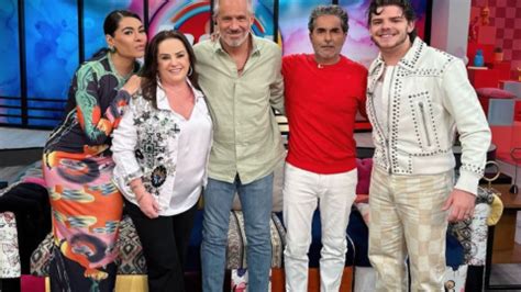 Programa Hoy Conductora Presume Su Amor Tras Divorcio