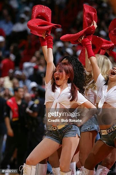 Miami Heat Cheerleaders Photos And Premium High Res Pictures Getty Images