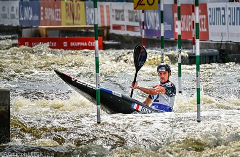 Slalom Entre Deux Eaux Canoe Kayak Mag