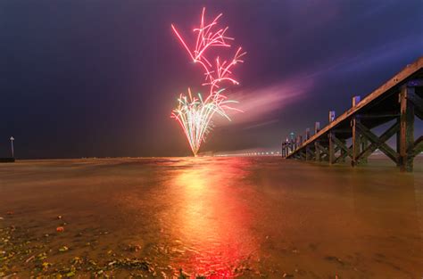 Southend Seafront Fireworks Displays Big Beach Bang Or Essex Biggest ...