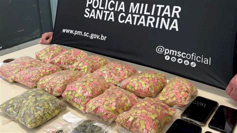 Pol Cia Militar Apreende Mais De Mil Comprimidos De Ecstasy Na