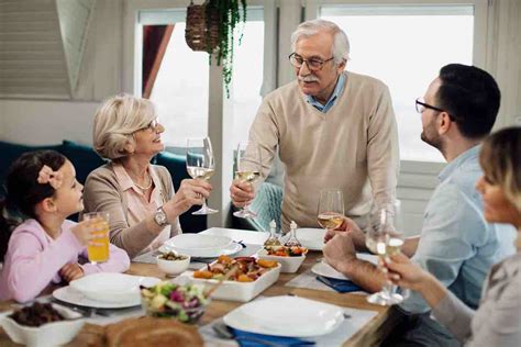 The Essential Foods to Eat After 60 for a Healthy and Happy Old Age ...