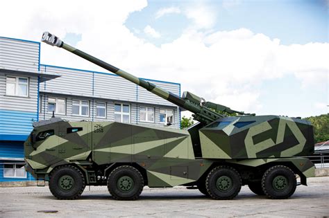 Excalibur Army Presented A Prototype Of The Morana 155 Mm Howitzer On The Tatra Force 8x8