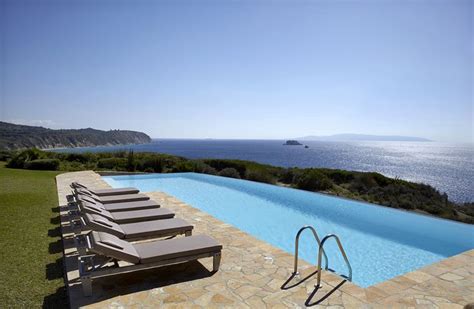 Luxury Villas in Kefalonia | Kefalonia Villas To Rent With Private Pools