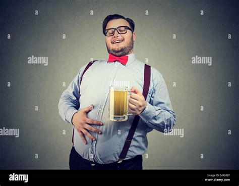 Fat Man Drinking Beer Hi Res Stock Photography And Images Alamy