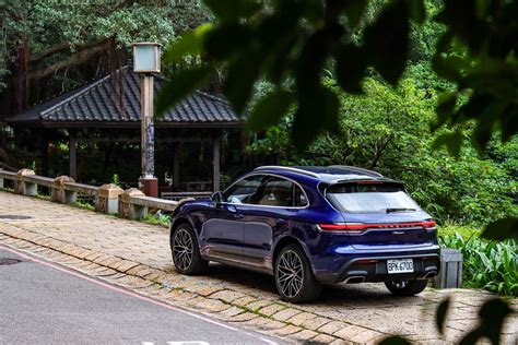 即使入門、依舊不辱保時捷之名，2022 Porsche Macan 20t 二度改款 Carstuff 人車事