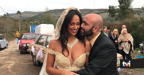 A Herdeira Imagens In Ditas Do Casamento Da Madalena E Do Ram N Tvi