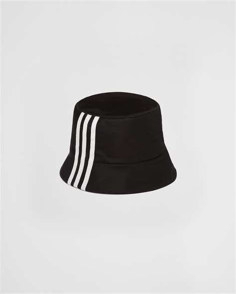 Actualizar 45 Imagen Prada Adidas Bucket Hat Abzlocal Mx