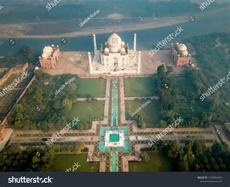 Taj Mahal India Images Stock Photos Vectors Shutterstock