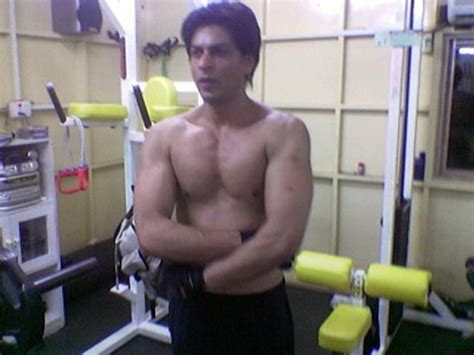 Hot Body Shirtless Indian Bollywood Model Actor Shahrukh Khan