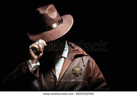 Sheriff Sign: Over 2,091 Royalty-Free Licensable Stock Photos ...