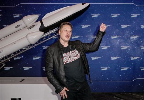 Elon Musk 已經預定了 Virgin Galactic 的太空旅行 Yahoo奇摩時尚美妝