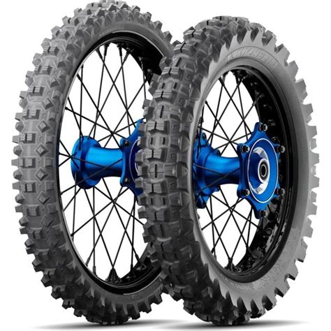 Pneu 90 100 16 51M TT Starcross 5 Soft Michelin Moto Expert