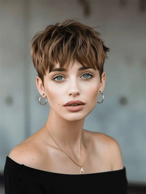 Spring Pixie Haircut Ideas That Will Glamorize