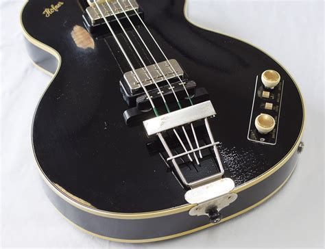 Höfner Club Bass Relic H500 2 RLC Black station music