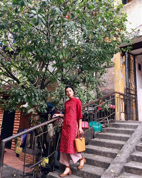 Lo T Sao V Hot G L Vi T C Ng Ch N M C O D I Xinh Mu N X U Trong Ng Y M Ng T T