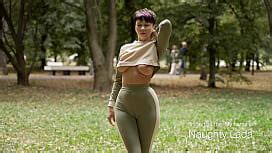 Sexy Girl Teases Her Fat Pussy Cameltoe XNXX