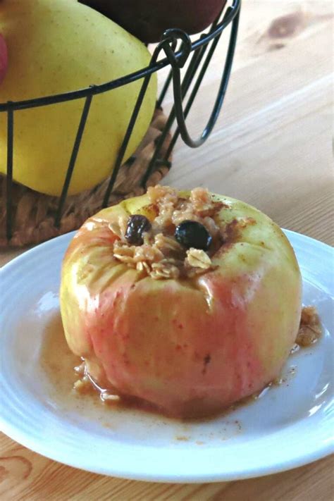 Easy Microwave Baked Apples The Dinner Mom