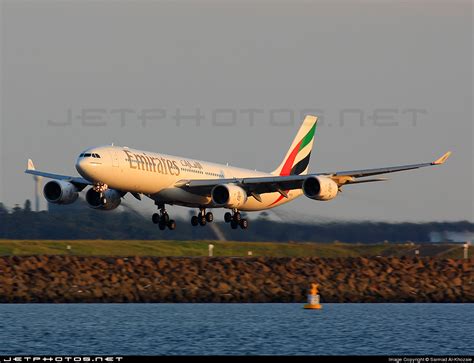 A Erj Airbus A Emirates Sarmad Al Khozaie Jetphotos